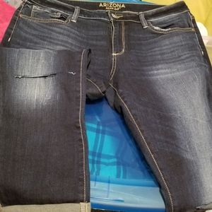 Arizona crop cuff jeans